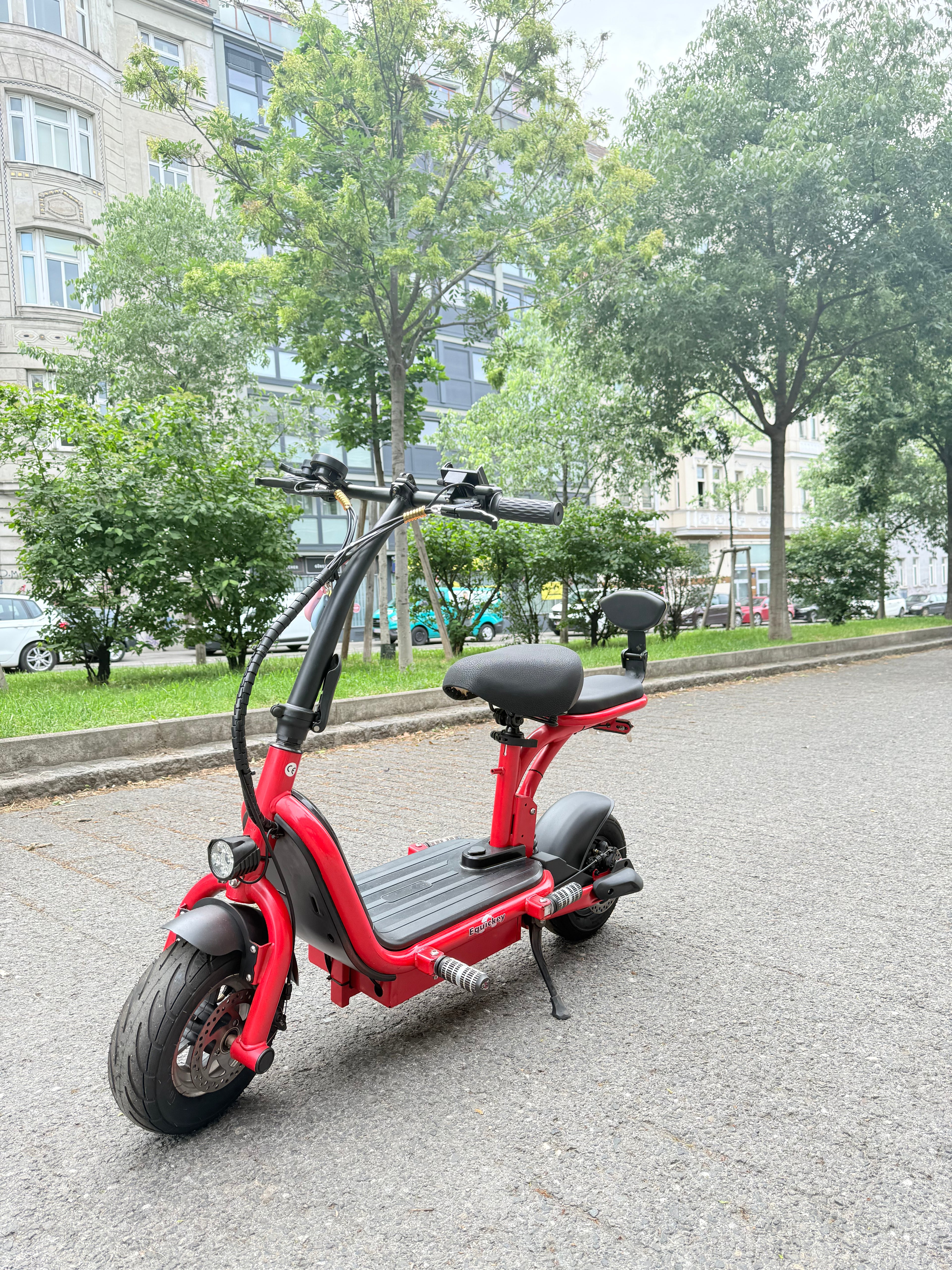 XDD Elektro-Scooter