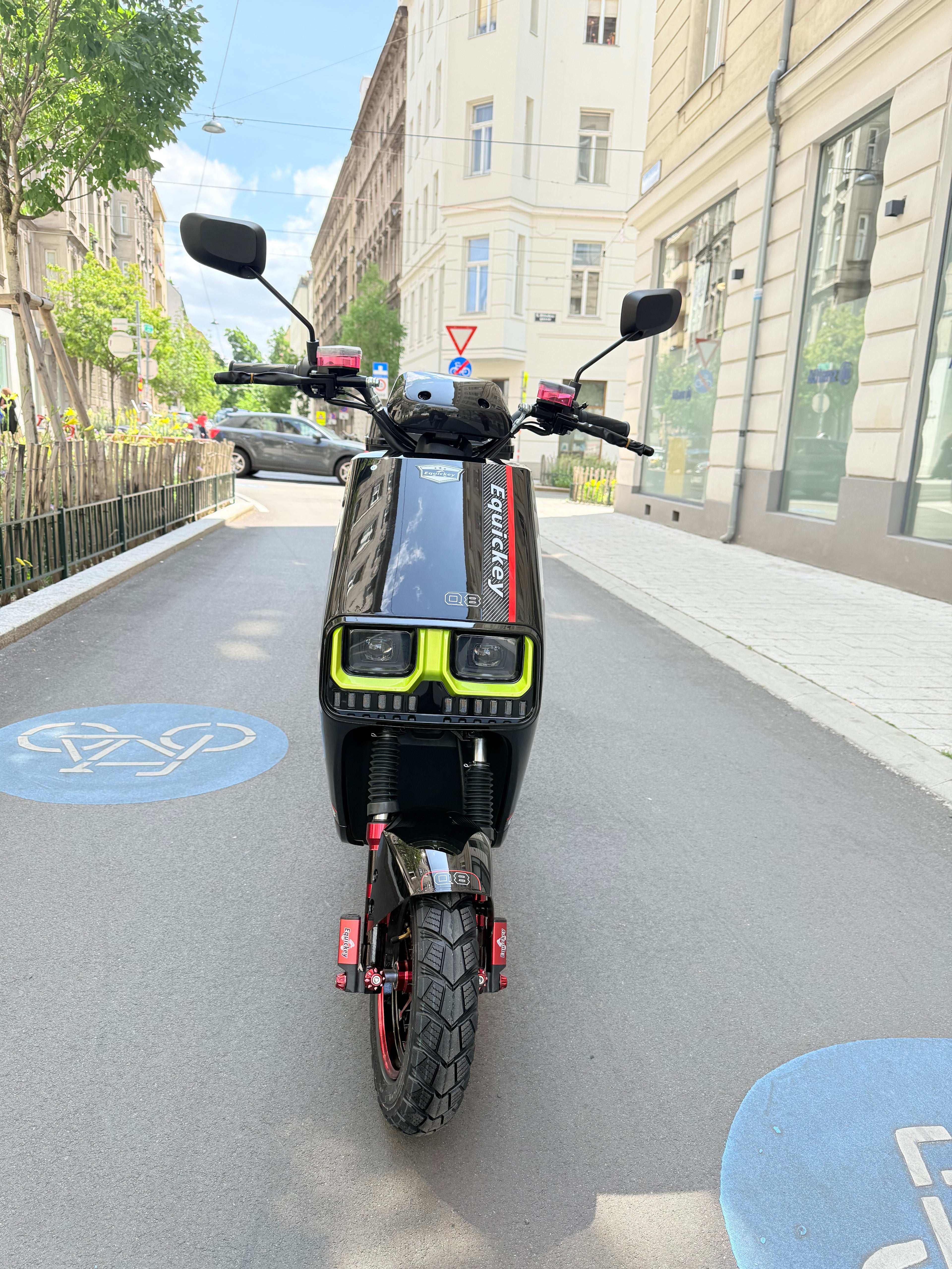 Equickey Q8 PRO E-Moped 25 kmh