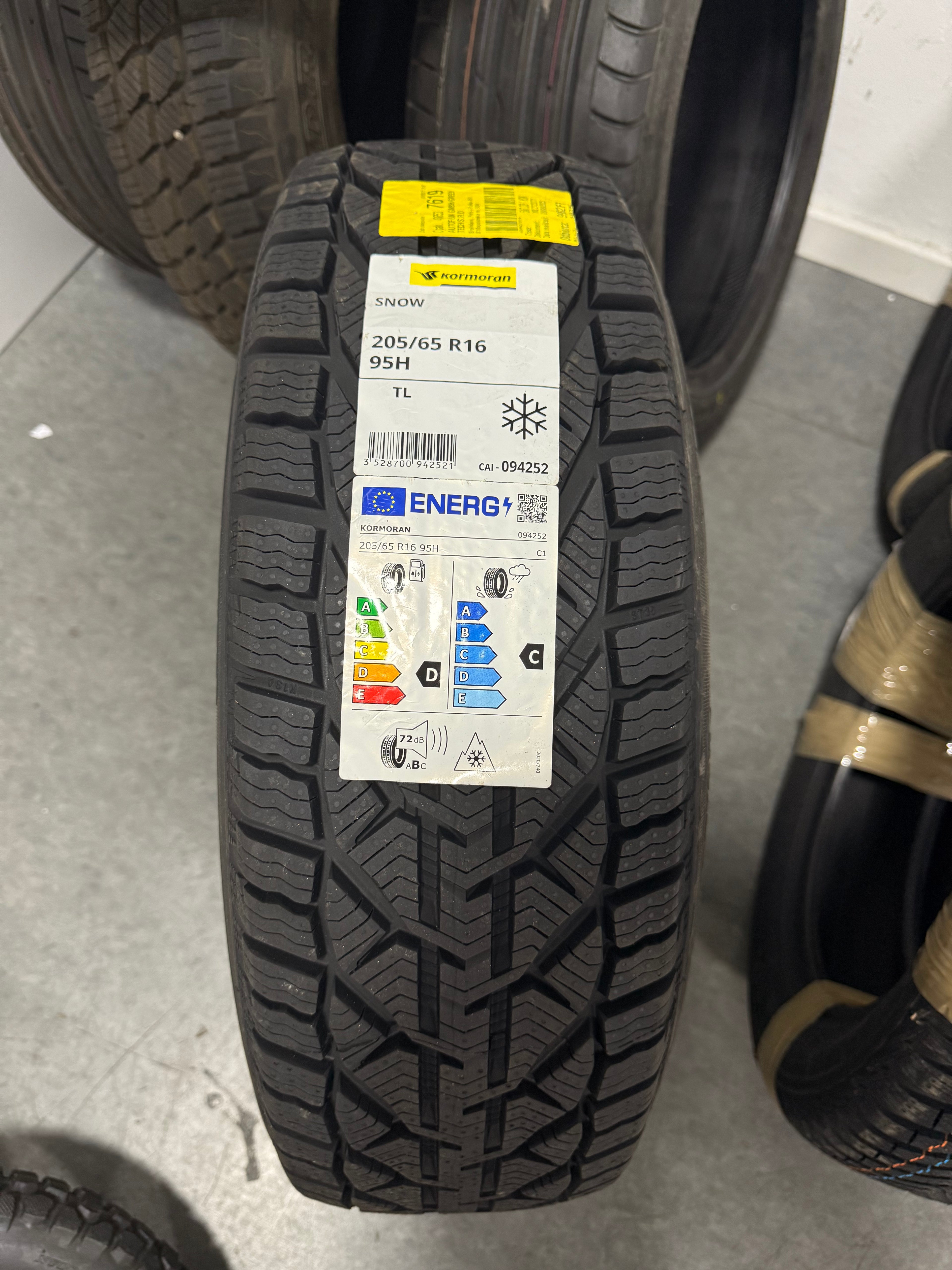 Kormoran Snow 205/65 R16 95H Winterreifen